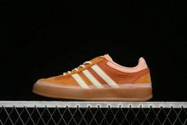 Picture of Adidas Gazelle _SKUfw20759258375814250fw